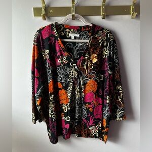 Chico’s Navy Blue Floral Top Size XXL